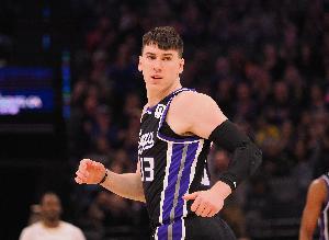 九游官网-佩总首功！美记：多队曾竞价拉拉维亚 佩林卡早早打电话敲定